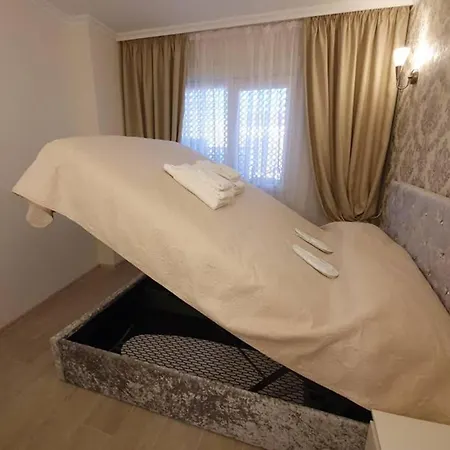 Modern Two Bedroom In Town Center Апартаменты